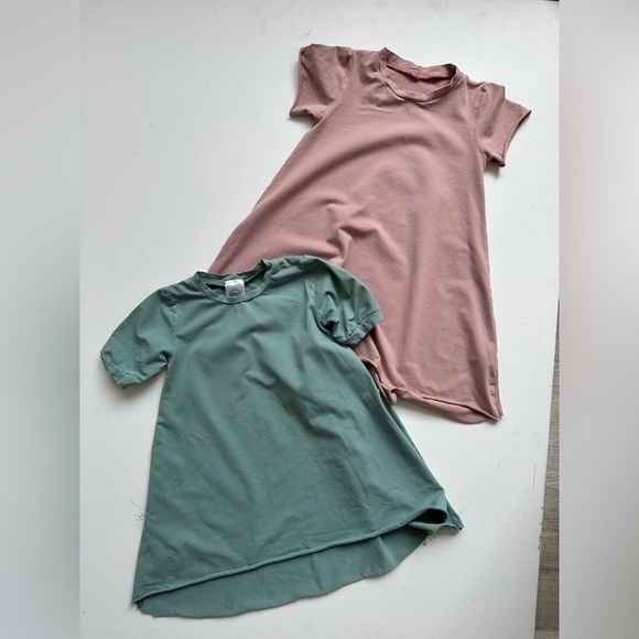 Sunlit Valley Other - Sunlit Valley - Shirt Sleeve - T-Shirt Dresses - Green/Pink Size 5-6T